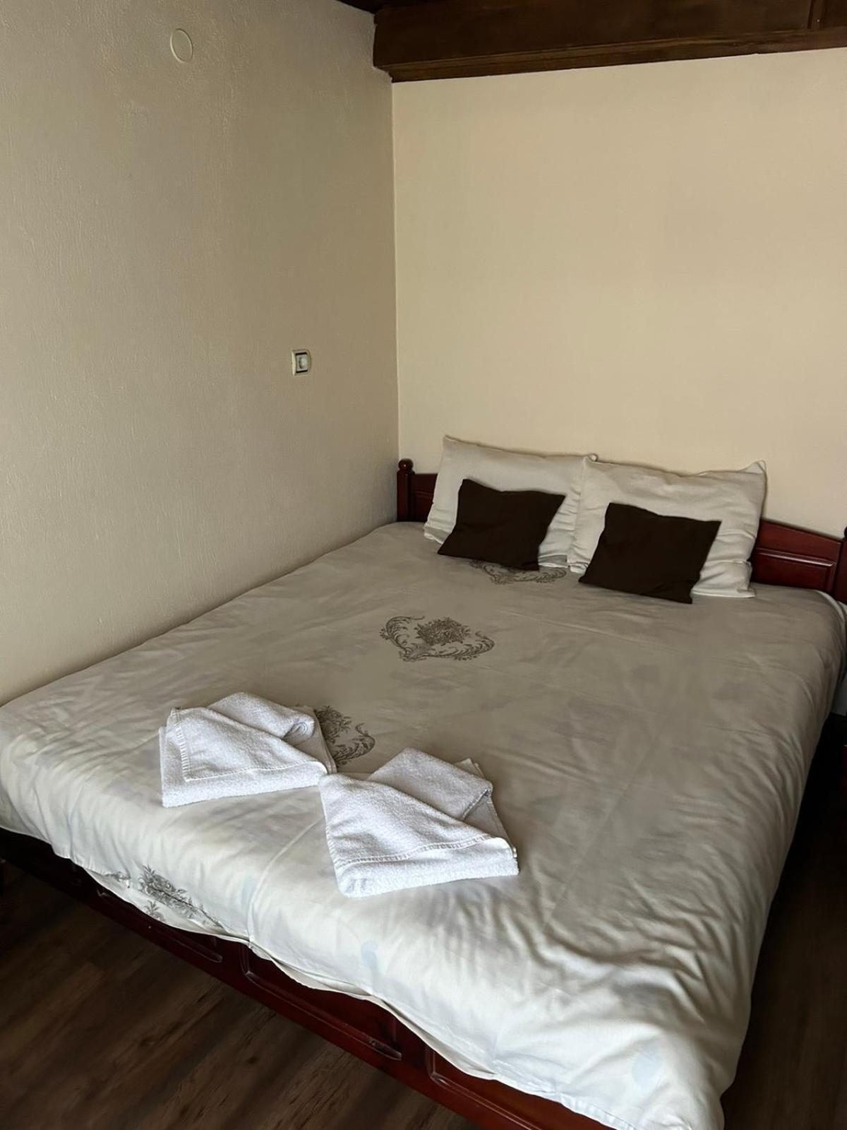 Guest House Popov Marchevo Rom bilde